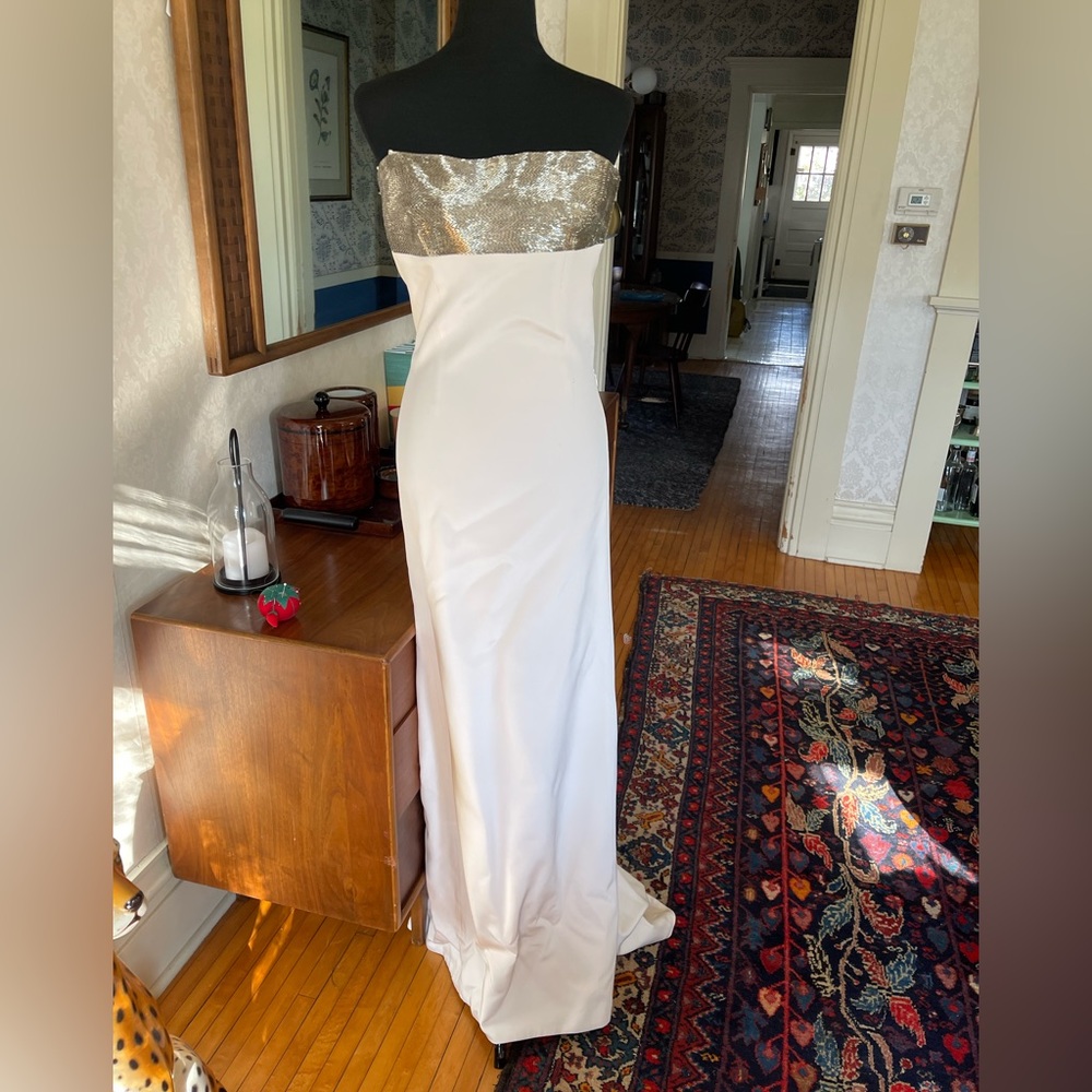 Kauffman Franco Silver/white gown